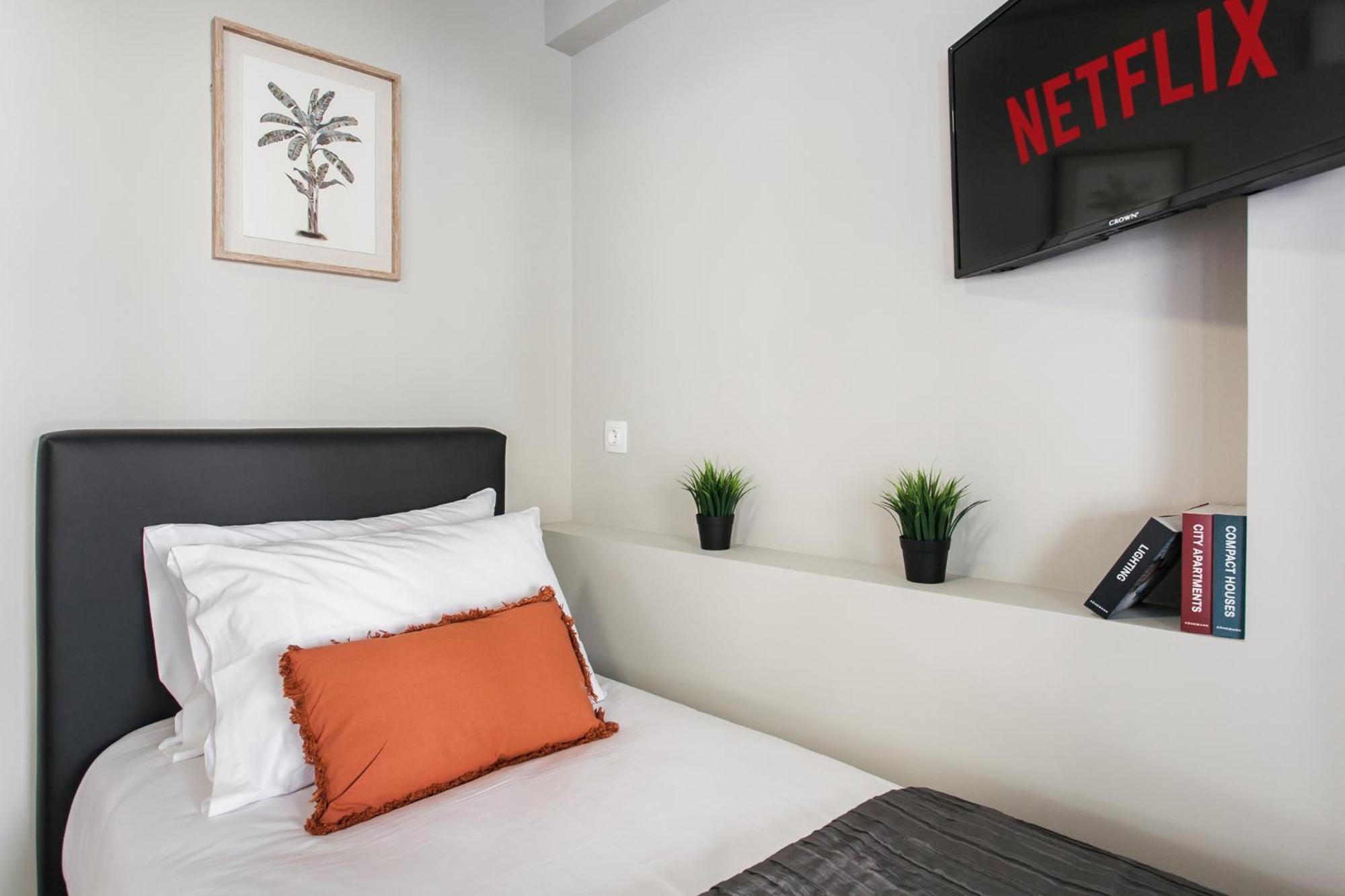 Wyz Attiki Aparthotel Athens Room photo